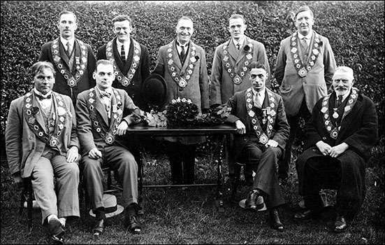 1930s Burton Latimer members of the R.A.O.B. 