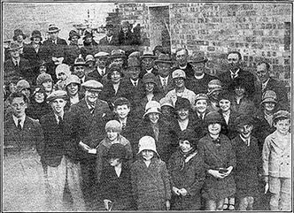 Photograph of the 20 pupils who each laid a brick