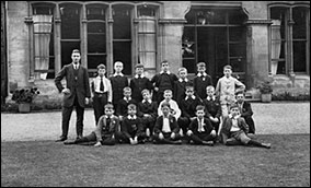 Sunday School scholars at the front of the Rectory in the 1920s
