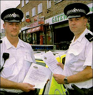 Police outside Gateway Stores, Churchill Way in 2000