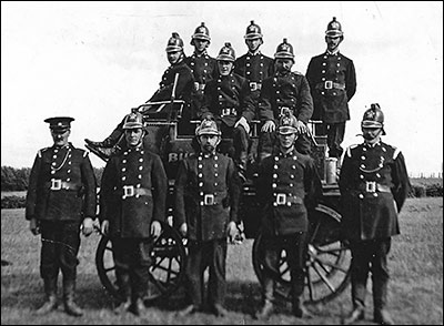 Burton Latimer Fire Brigade - 1910/20's.