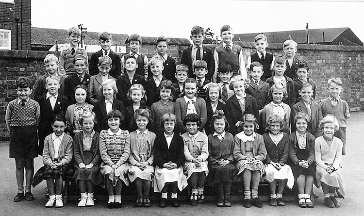 Burton Latimer Council School - Miss Clipson's Class 1955-56