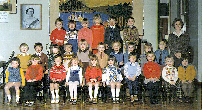 Meadowside Infants School - Mrs Cleaver's Class c1975