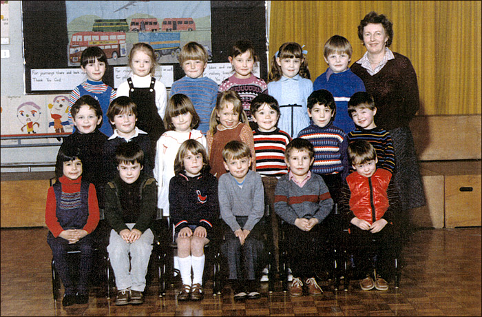 Meadowside Infants School - Mrs Cleaver's Class 1983