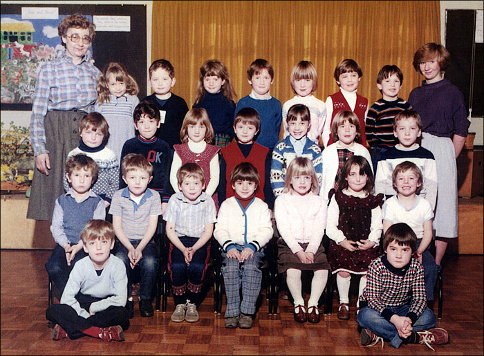Meadowside Infants School - Mrs Pearson's Class 1984