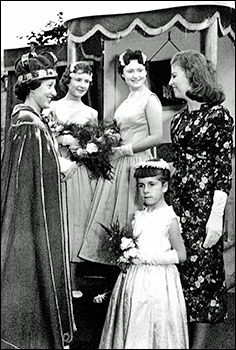 1957 Queen Sadie Williamson, Jennifer Smith, Pat Johnson and little Corrine Saddington
