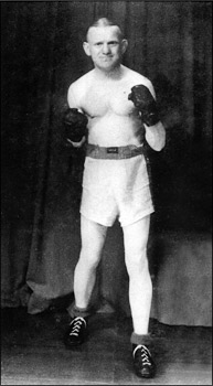 Mick "Tiger" Cooper - Burton Latimer boxer in the 1940s