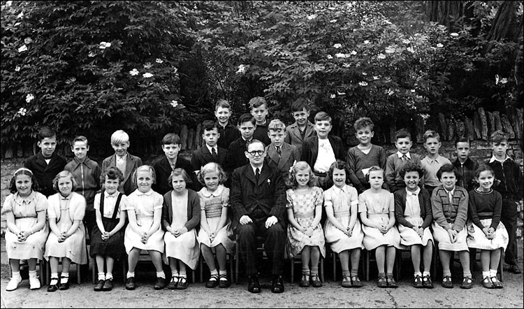 St Mary's School, Burton Latimer in the early 1950s - Mr Pringle's Class