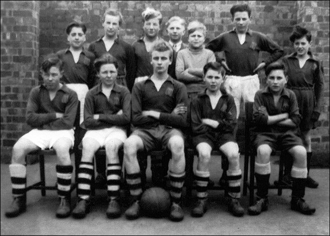 Burton Latimer County Junior School Football Team - 1951