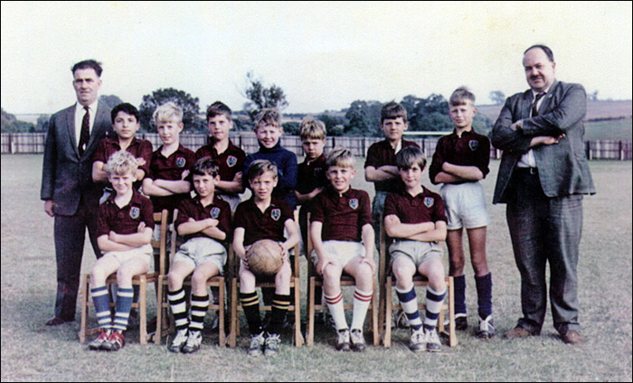 Burton Latimer County Junior School Football Team - 1963