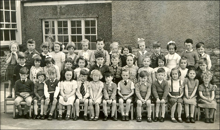 Burton Latimer Council Infants School - Unidentified Class c.1957