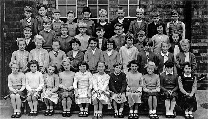Burton Latimer Council School - Miss Clipson's Class 1959-60
