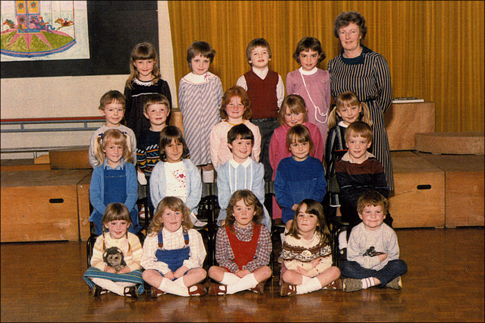 Meadowside Infants School - Mrs Cleaver's Class 1986