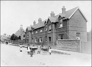 Cottage Homes 1910