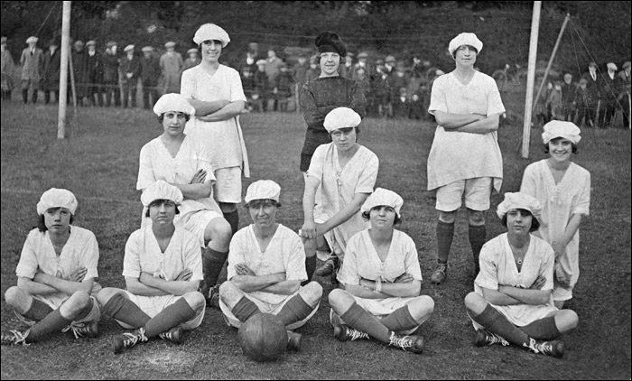Burton Ladies football team - 1919/20