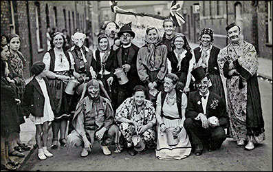 Gala Parade group from Coles Boot Co. in the 1950s