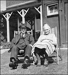  Neville's Granddad with his sister Great Aunt Avis in her garden in New Road near Pytchley.