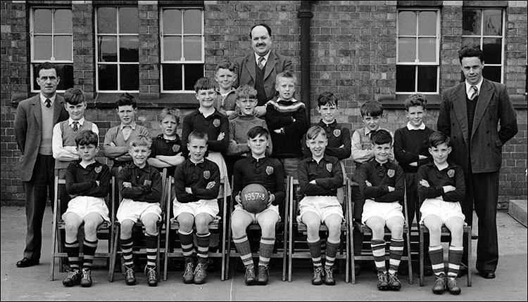 Burton Latimer County Junior School Football Team - 1957-8