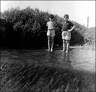 Burton Latimer - Bill Watson Hurdy Gurdy 1964