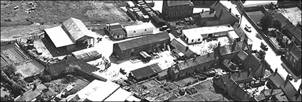 Burton Latimer - Hilly-Farm-1950-from-northe