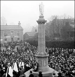 Burton Latimer - warmemorial-dedication