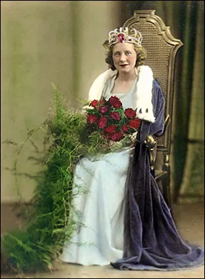 Burton Latimer - 1939CarnivalQueen
