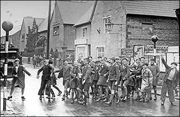 Burton latimer - council - juniors - crossing